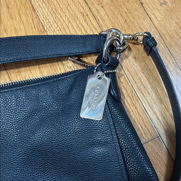 Coach Turnlock Hobo Bag - Picture 3 of 5